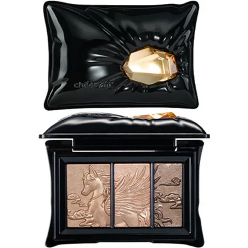 Glisten Cosmetics Gilded Illusion Pillow Gem Eyeshadow Cheeryep