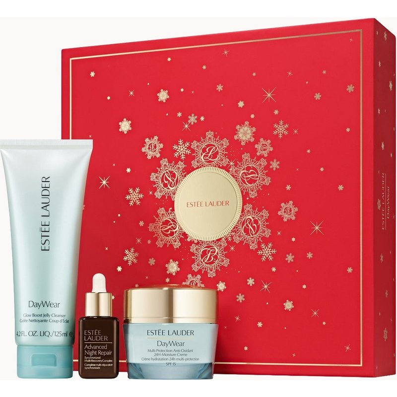 Estée Lauder DayWear Skincare Gift Set (Worth £103)